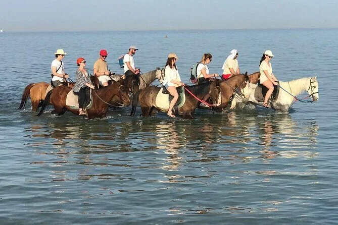Катание на лошади в пустыне