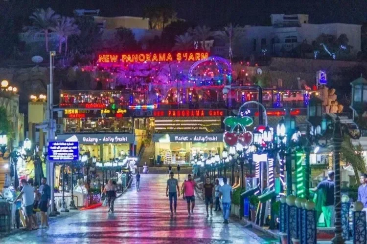 Abendspaziergang durch Altmarkt & Soho Square in Sharm El Sheikh — view 5