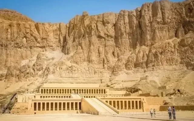 Privater Tagesausflug zum Kulturerbe von Luxor — Kulturelle Tagesausflüge in Hurghada