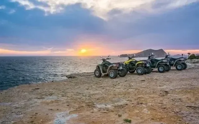 Private Sea & Desert Combo Safari