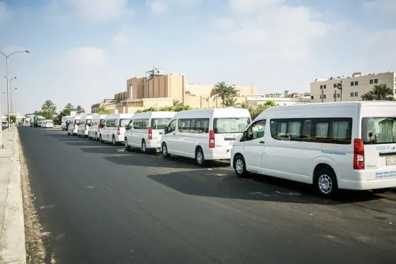 Minivan transfer vehicle